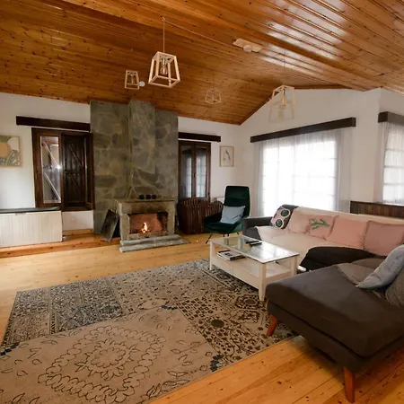 The Cosy Pine Kyperounda