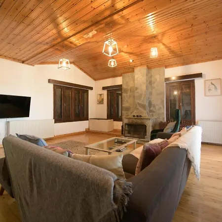 The Cosy Pine Villa Kyperounda